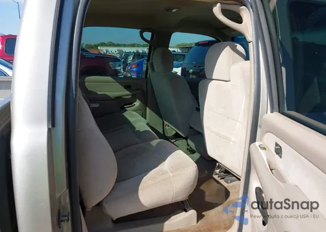 2002 Chevrolet Silverado 2500Hd Ls из США, поврежденный, VIN 1GCHK23U22F147301